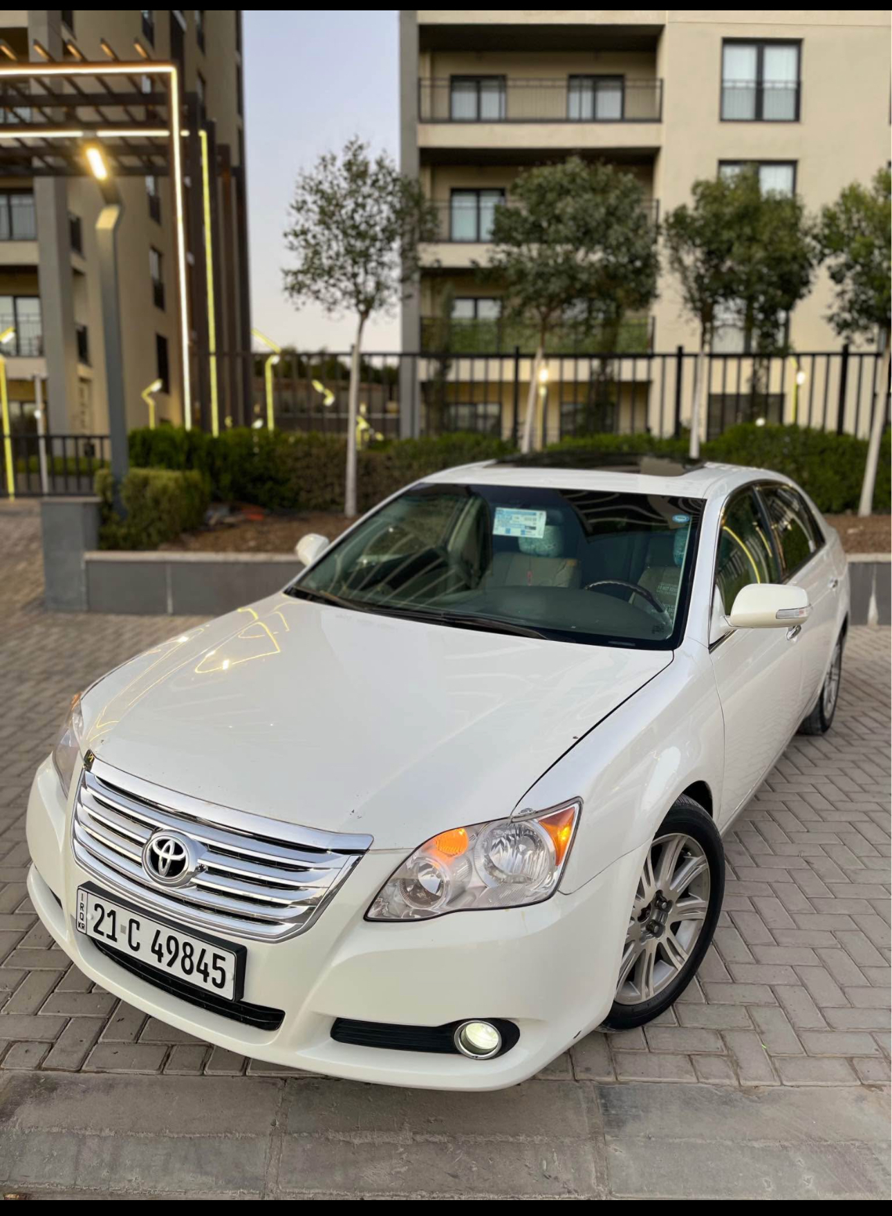 تویوتا ئەڤەلۆن 2010